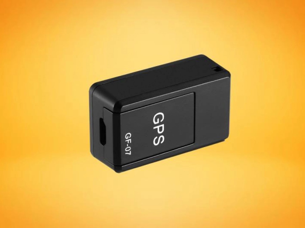 EL REVOLUCIONARIO GPS QUE TE PERMITE TENER LOCALIZADO TU COCHE EN TODO MOMENTO Y POR MENOS DE 10€