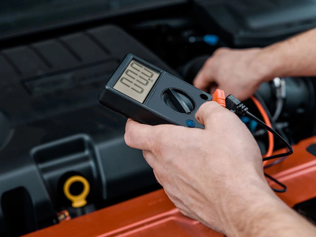 Cuidados para mantener la batería del coche